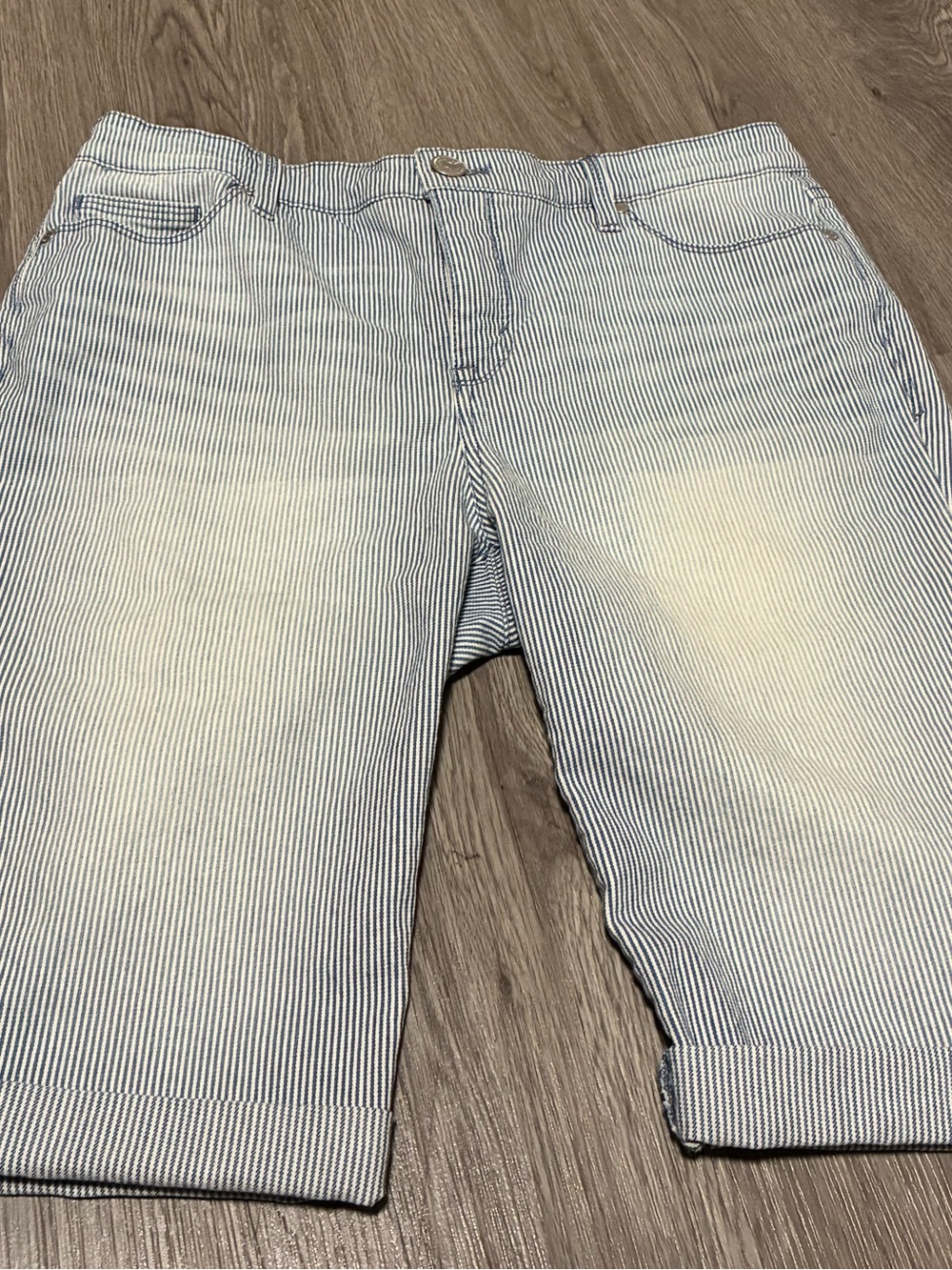 Bandolino Blue & White Striped Relaxed Jeans